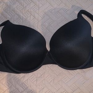 Like new used few times. Band has some design